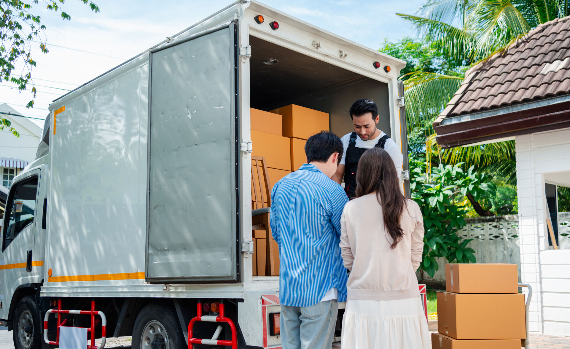 A&M Removals - Helping people move out of Dover into Folkestone