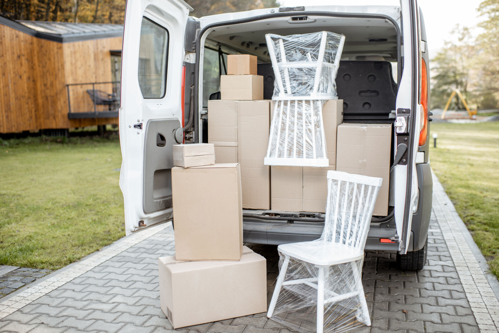 A&M Removals - Helping people move out of Sevenoaks into Aberystwyth
