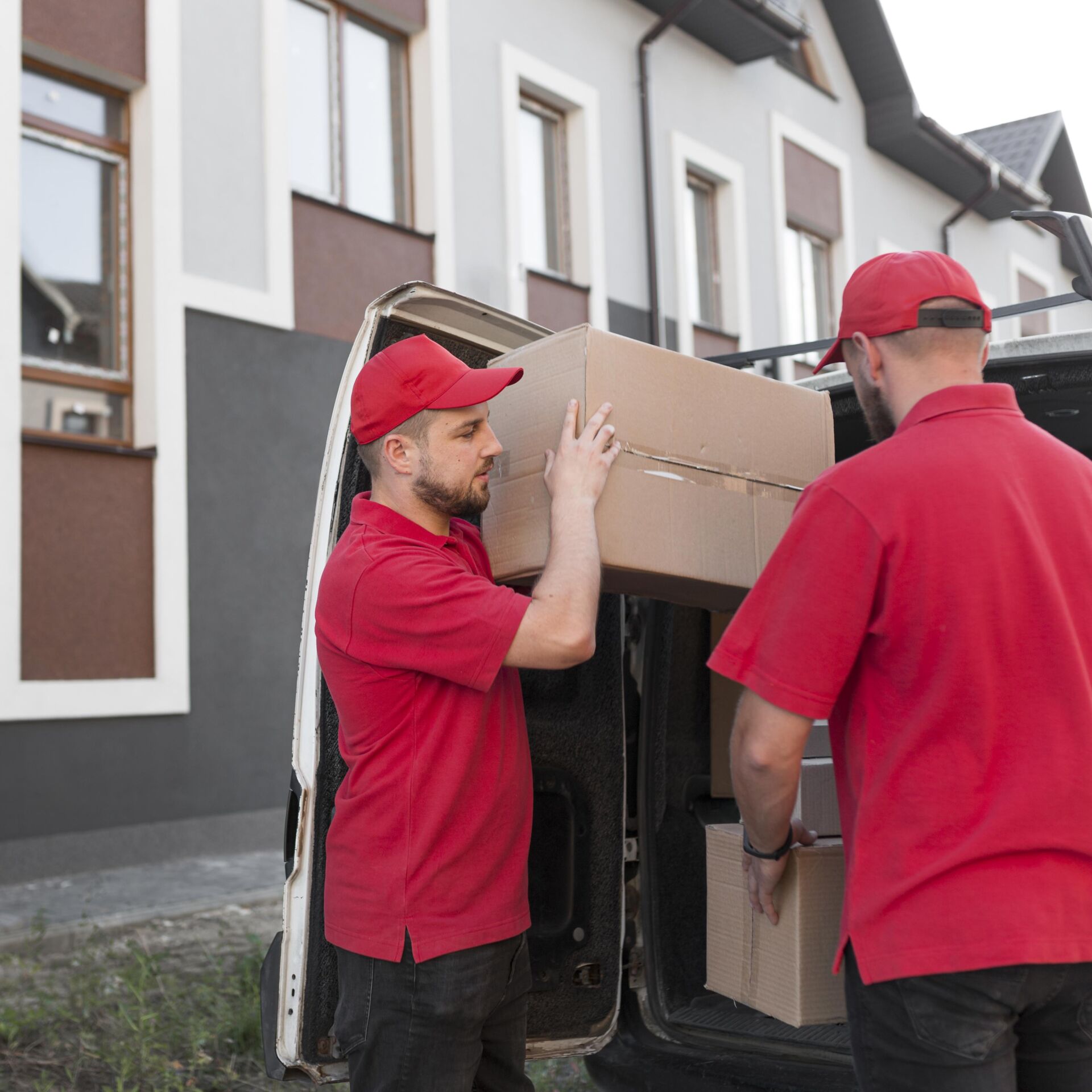 A&M Removals - Helping people move out of Ashford into Canterbury