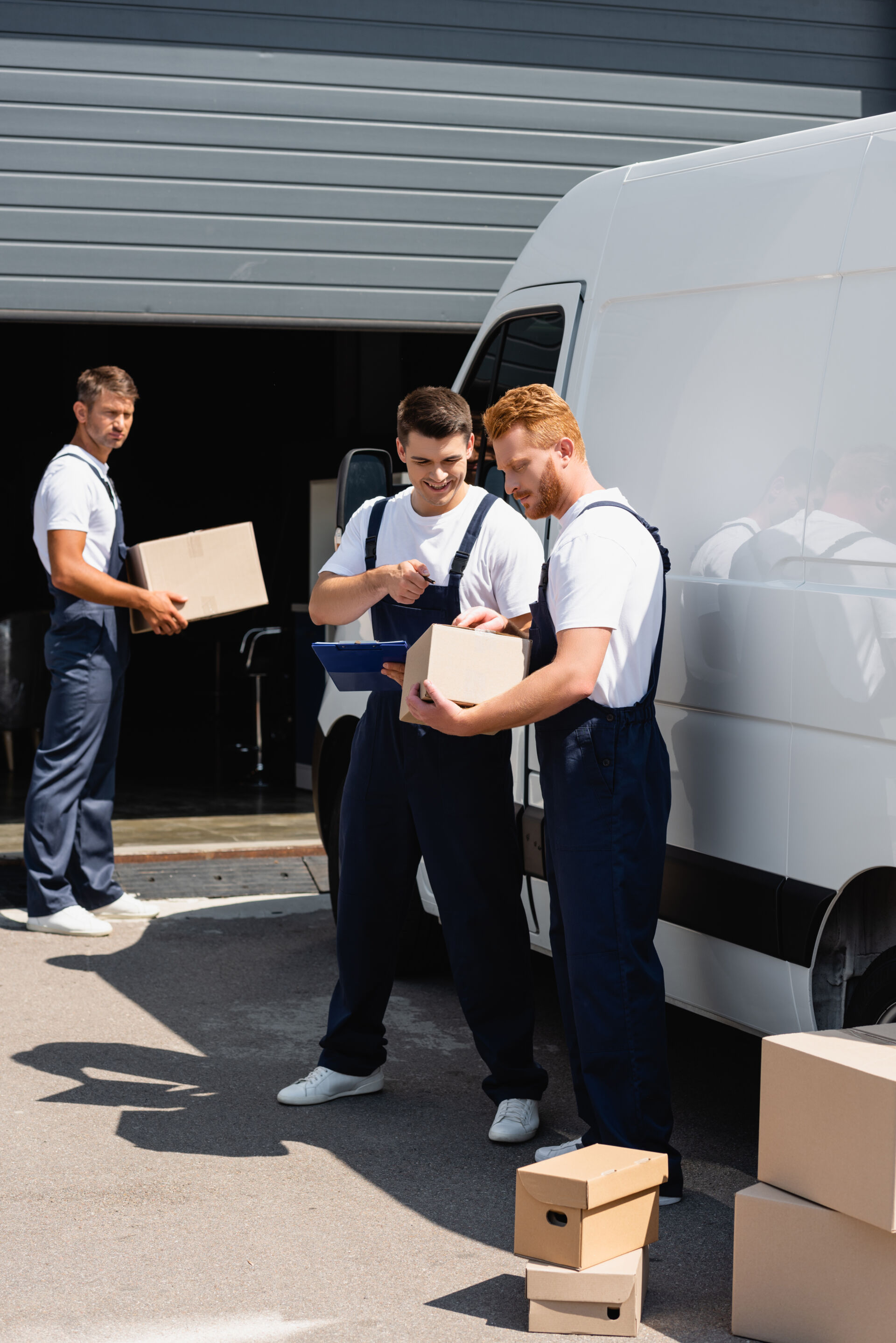 A&M Removals - Helping people move out of Hawkinge into Canterbury